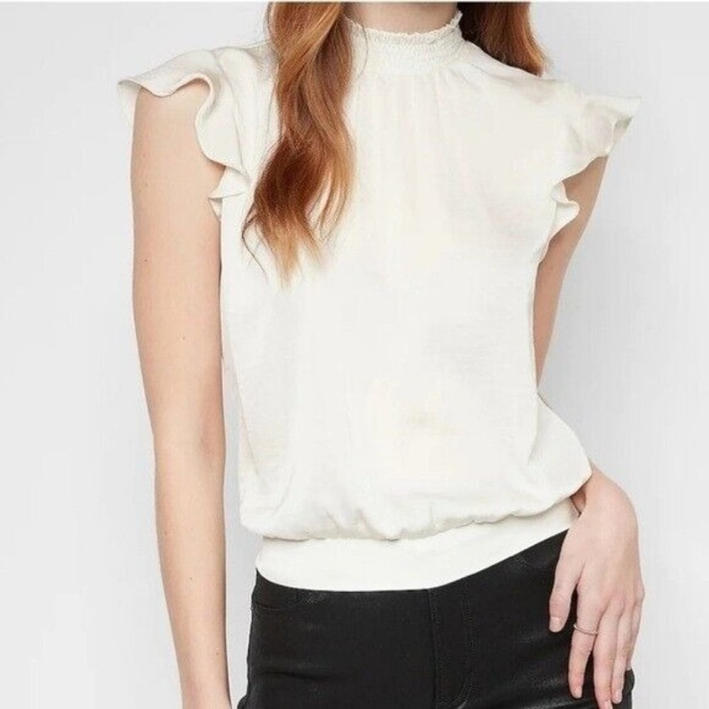 Express Ivory Ruffle Mock Neck Flutter Sleeve Women’s Size Medium
